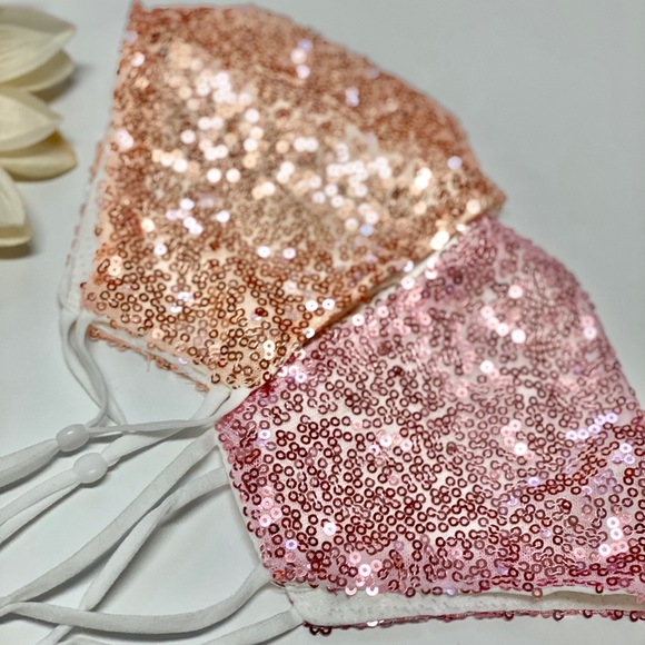 🔥2/$15🔥2 Champagne Gold & Pink Sequin Face Mask - Picture 5 of 8